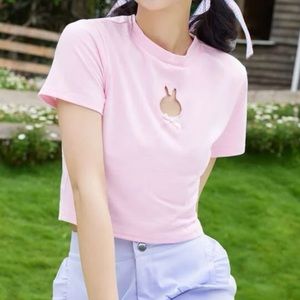 [SOLD ON DEPOP] KAWAII BUNNY KEYHOLE CUTOUT CROP TOP
